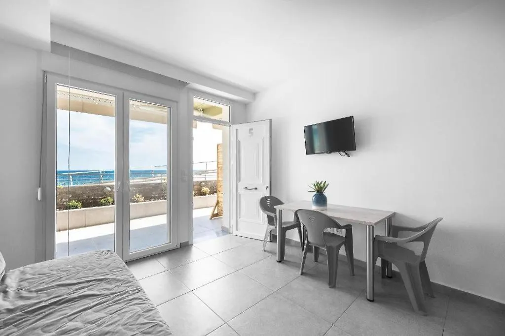Blue Horizon 3 Apartment Nea Kallikrateia Greece